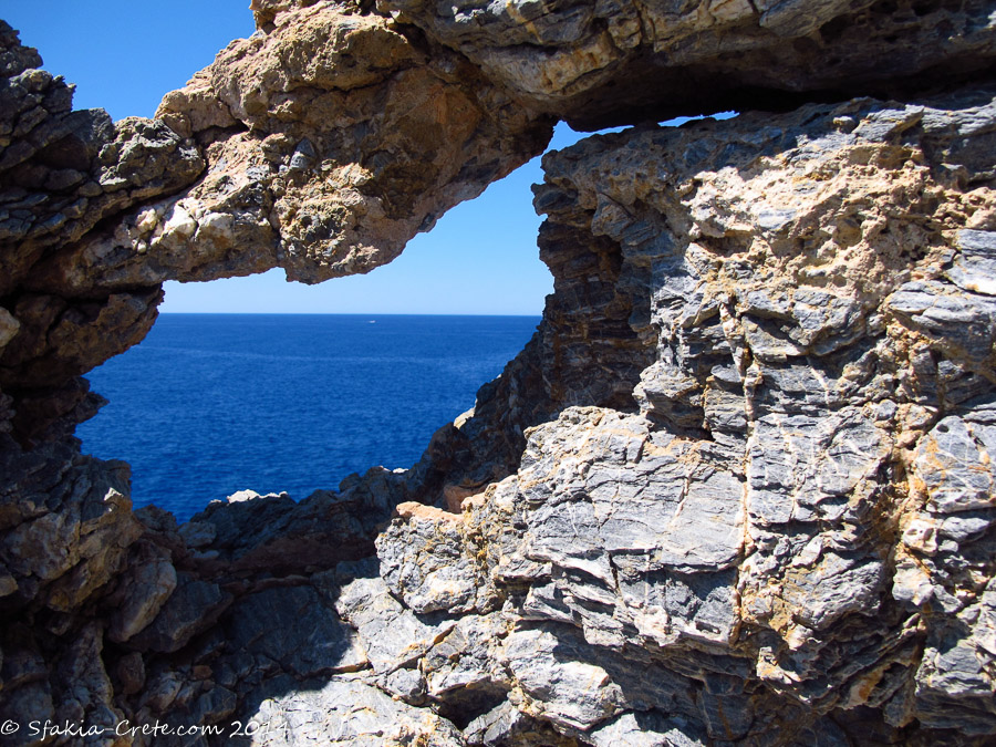 Photo report around Chania and Sfakia, Crete, April 2014