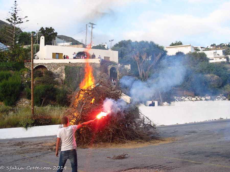 Photo report around Chania and Sfakia, Crete, April 2014