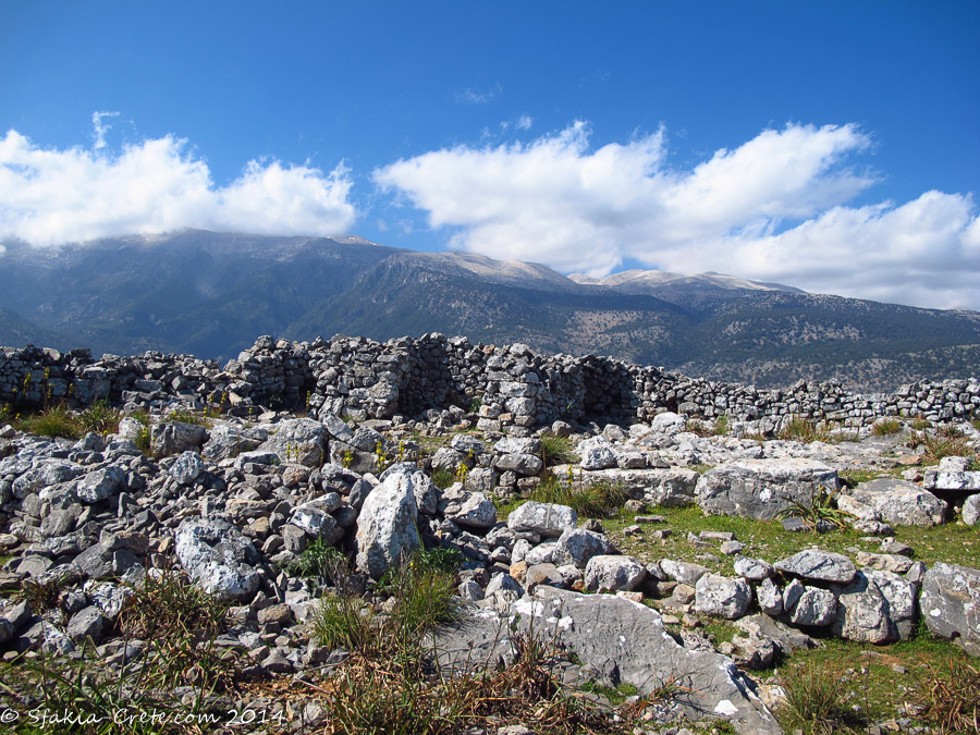 Photo report around Chania and Sfakia, Crete, April 2014