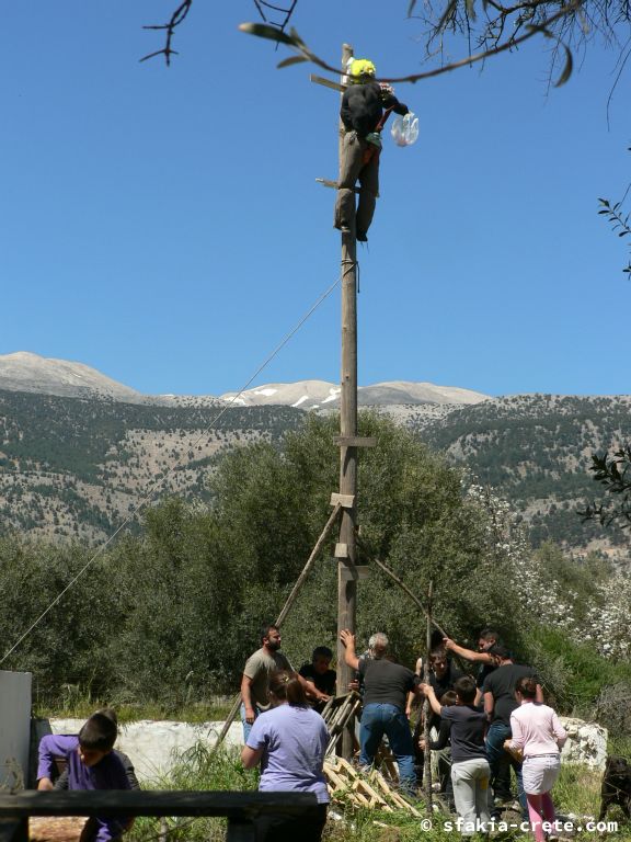 Photo report: Around Sfakia, Crete April - May 2011