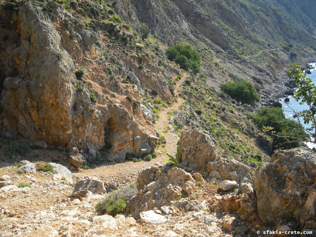 Photo report: Around Loutro, Sfakia, Crete April 2011