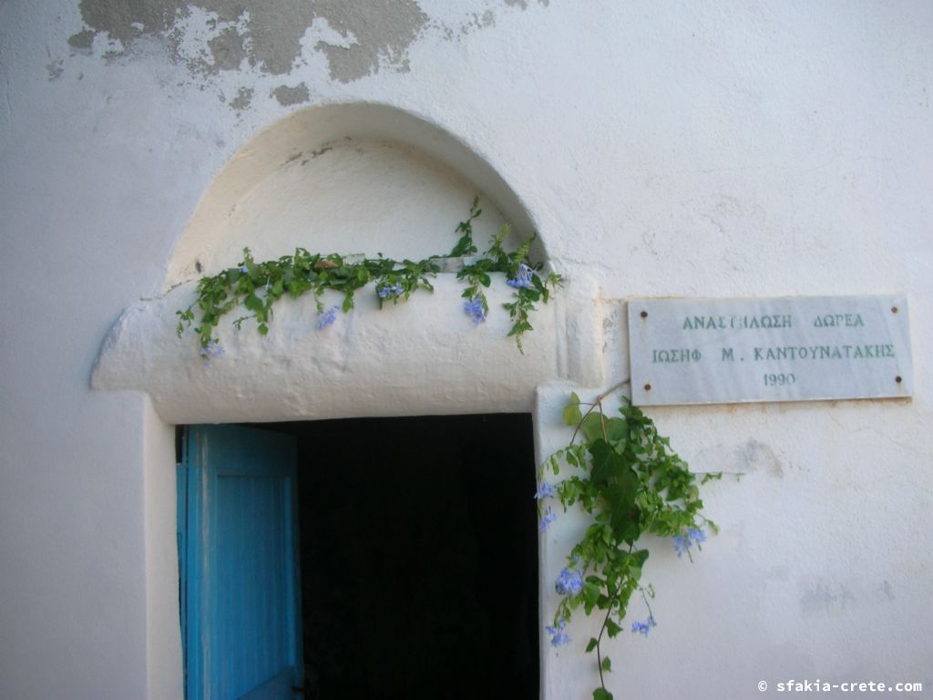 Photo report: Around Loutro, Sfakia, Crete July 2010