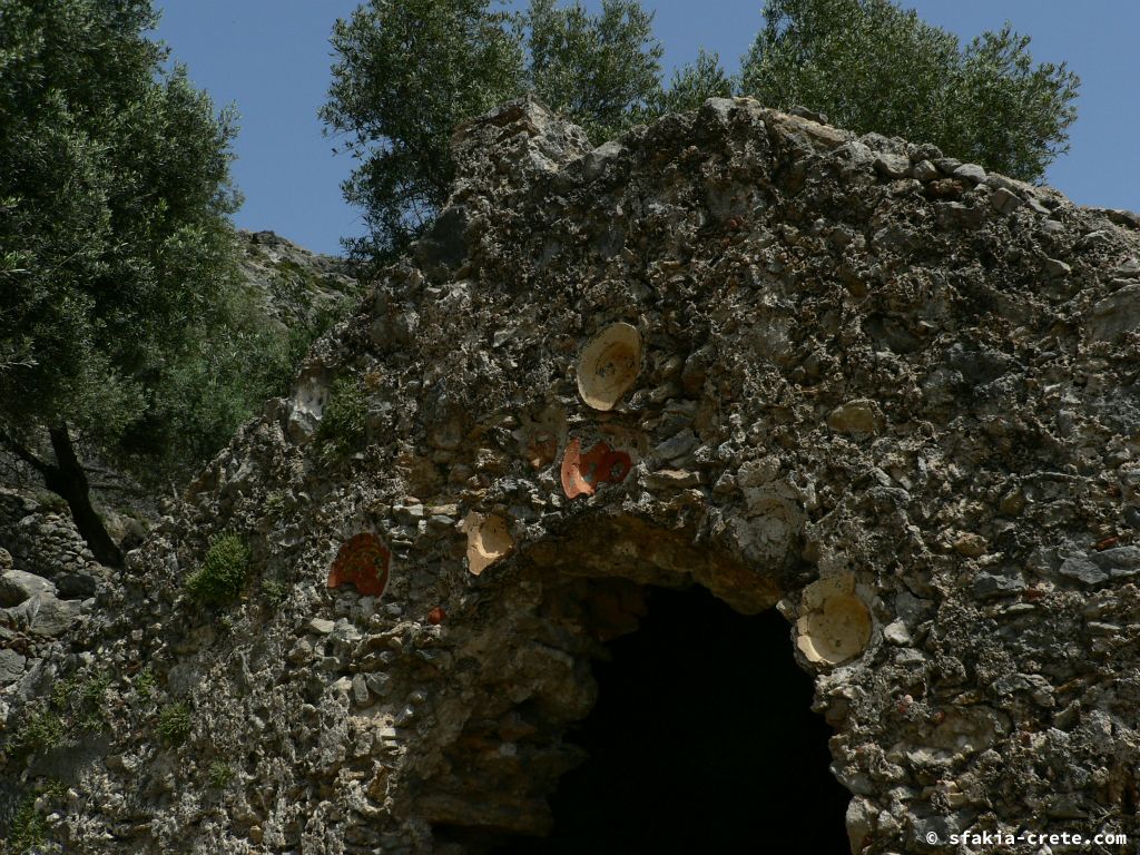 Photo report: Around Sfakia, Crete April - May 2010