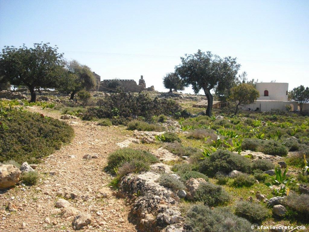 Photo report of a stay around Loutro, Sfakia, Crete in March - April 2010