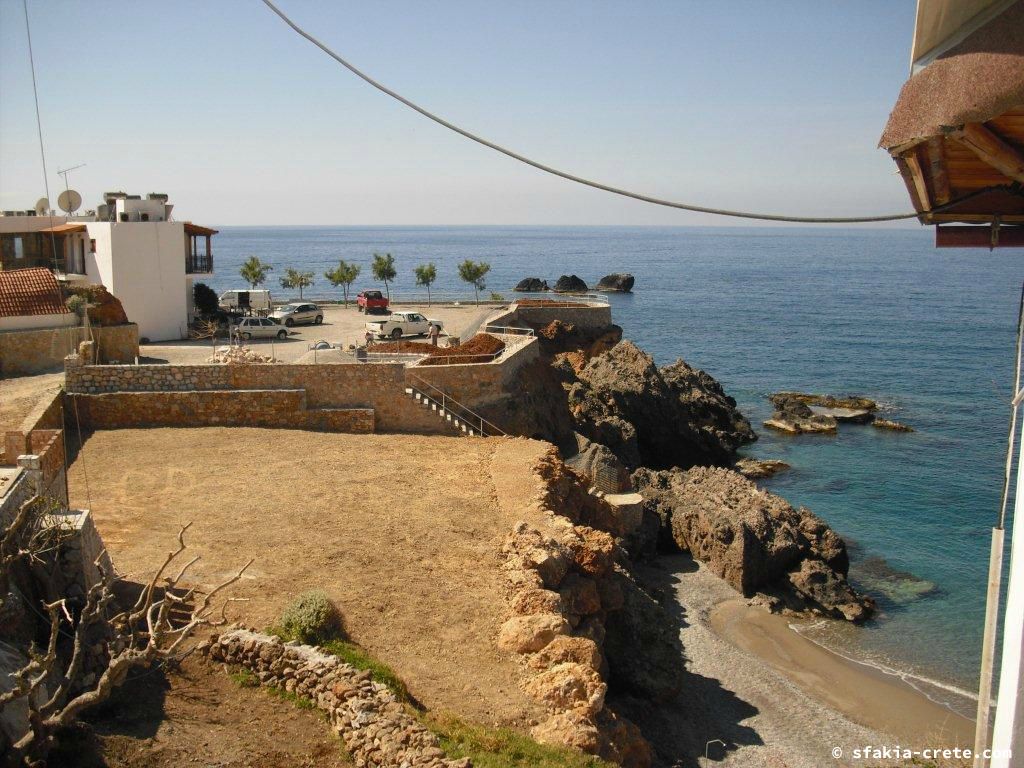 Photo report of a stay around Loutro, Sfakia, Crete in March - April 2010