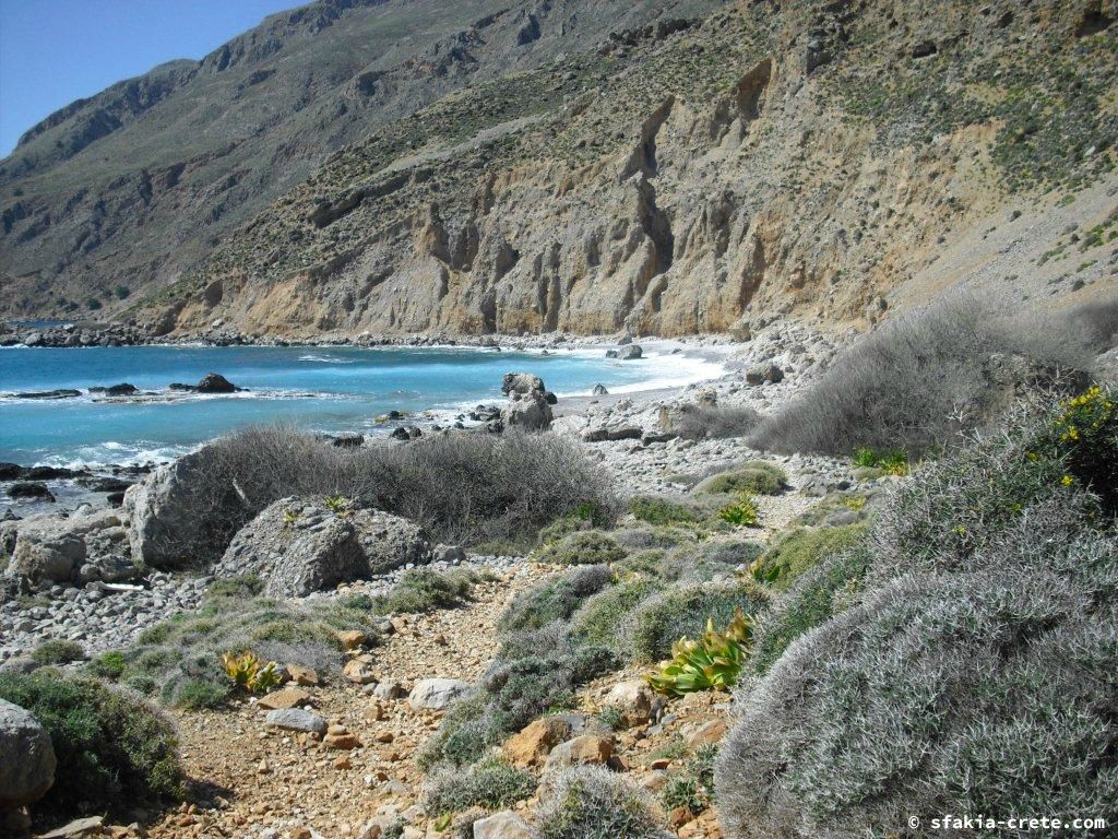 Photo report of a stay around Loutro, Sfakia, Crete in March - April 2010