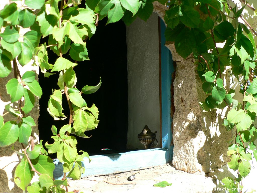 Photo report of a stay around Sfakia, Crete in October 2009