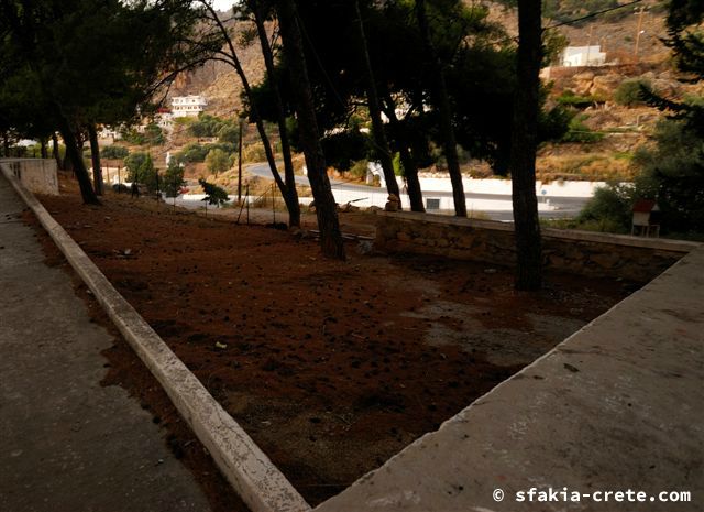 Photo report of a stay around Chora Sfakion, Sfakia, Crete in October 2009