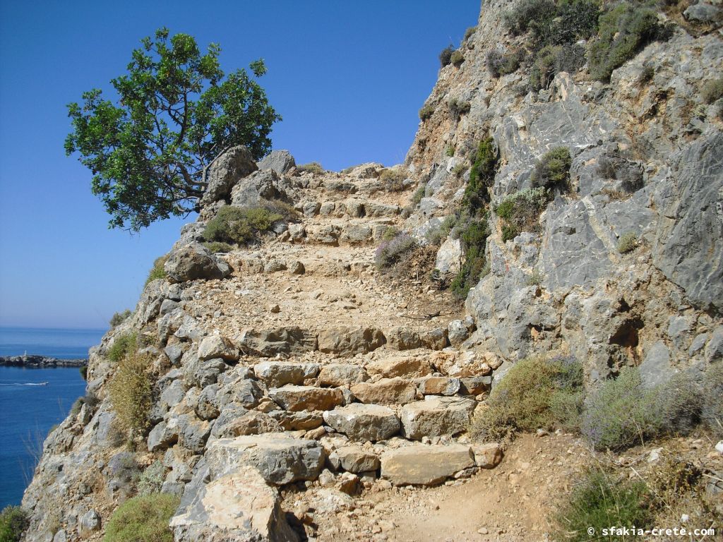 Photo report of a stay around Loutro, Sfakia, Crete in July 2009