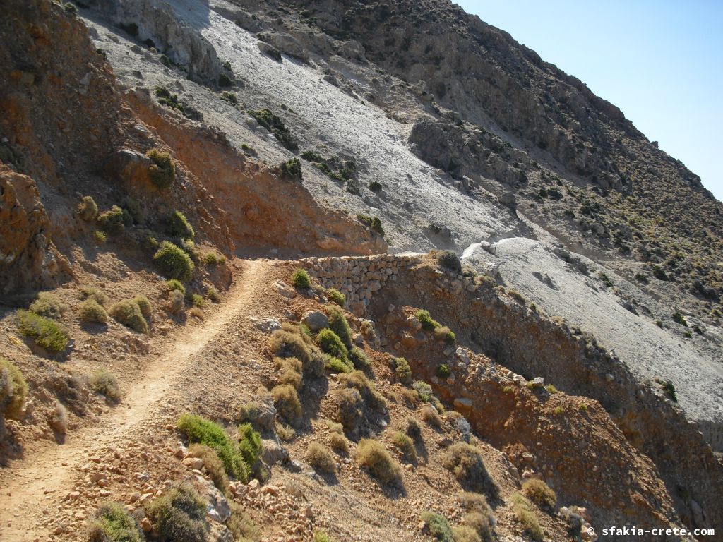 Photo report of a stay around Loutro, Sfakia, Crete in July 2009