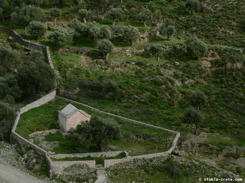 Photo report of a visit to Giorgitsi, uninhabited village above Chora Sfakion, Sfakia, Crete