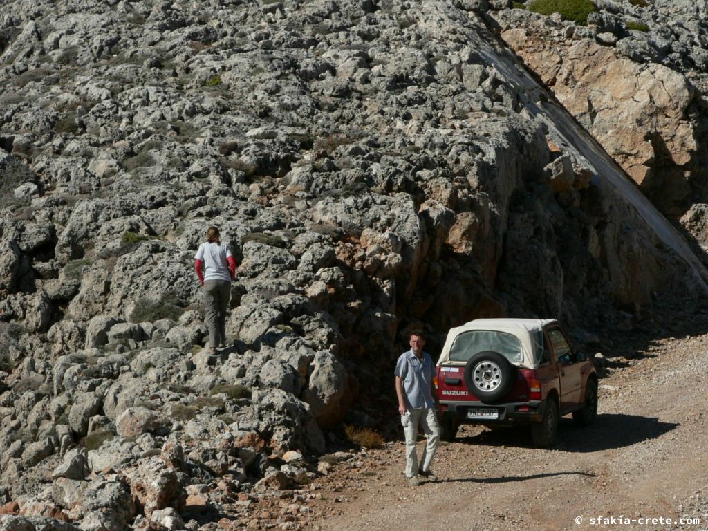 Photo report of a trip to the summit of Pachnes, Sfakia, Crete in October 2008