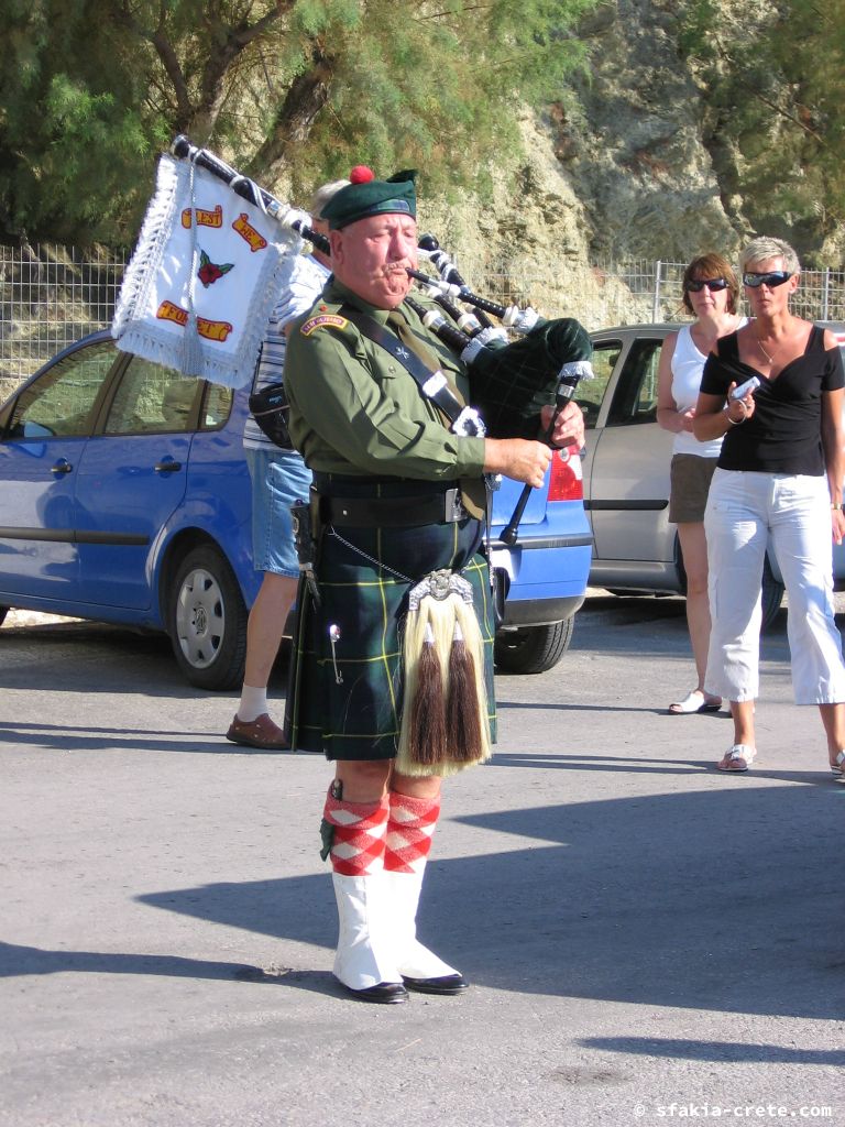 Photo report of a memorial for the people of Crete that were killed during WW II, September 2008