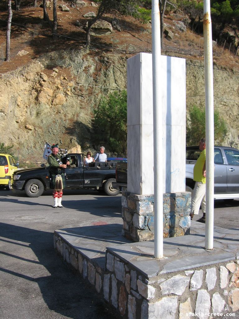 Photo report of a memorial for the people of Crete that were killed during WW II, September 2008