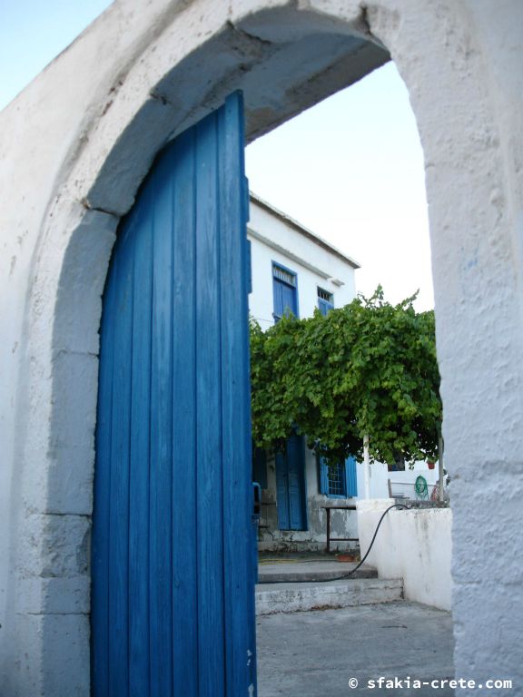 Photo report of a visit around Sfakia, Crete, June - July 2008