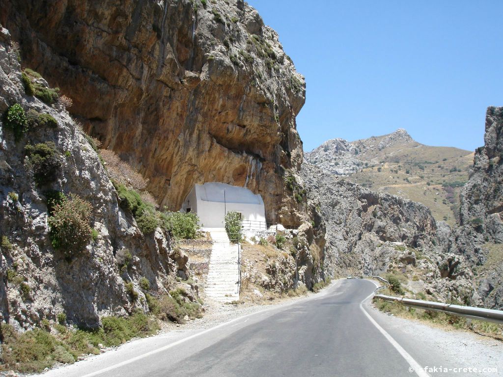 Photo report of a visit around Sfakia, Crete, June - July 2008