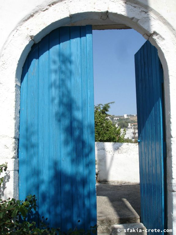 Photo report of a visit around Sfakia, Crete, June - July 2008