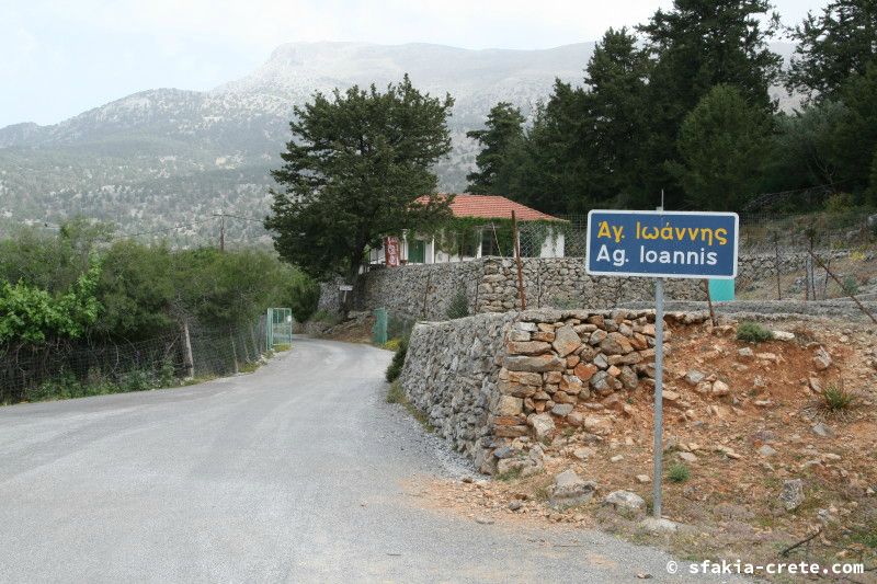 Photo report of a walk from Agios Ioannis - Selouda - Agios Pavlos, Sfakia, May 2008