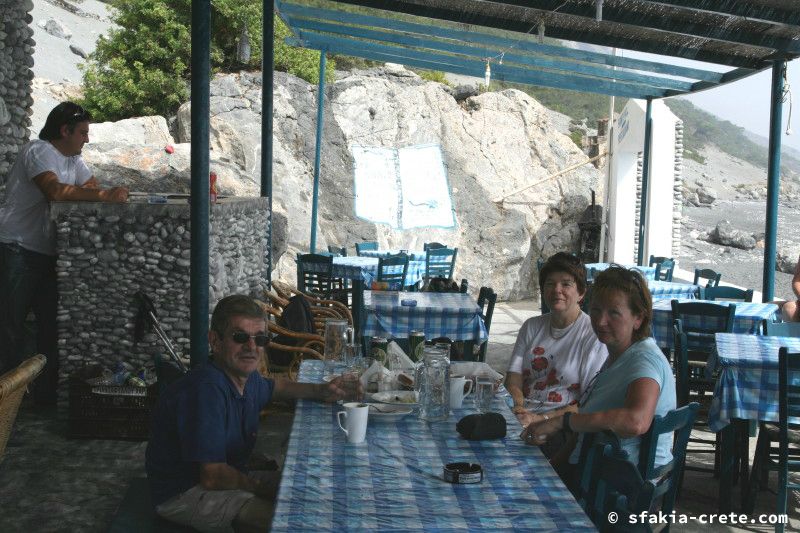 Photo report of a walk from Agios Ioannis - Selouda - Agios Pavlos, Sfakia, May 2008