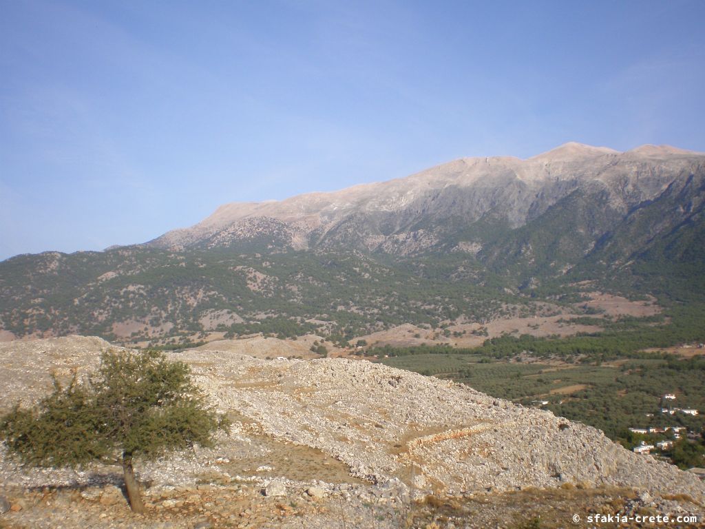 Photo report of a visit around Loutro and Sfakia, October 2007