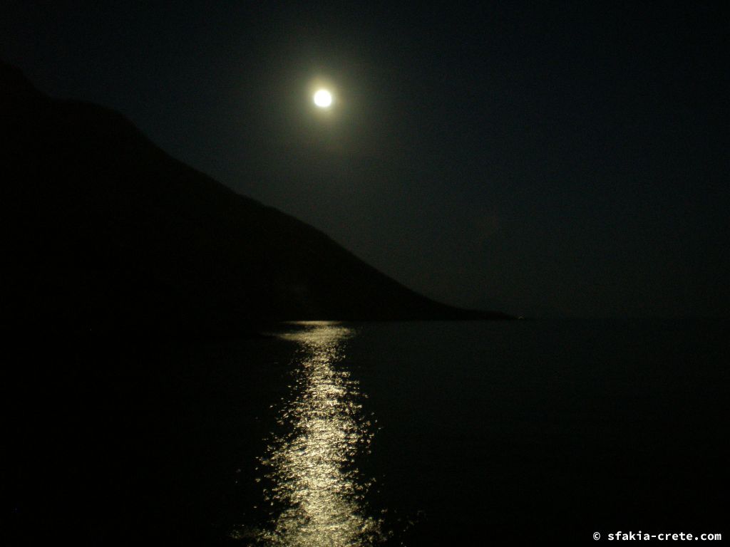 Photo report of a visit around Loutro and Sfakia, October 2007