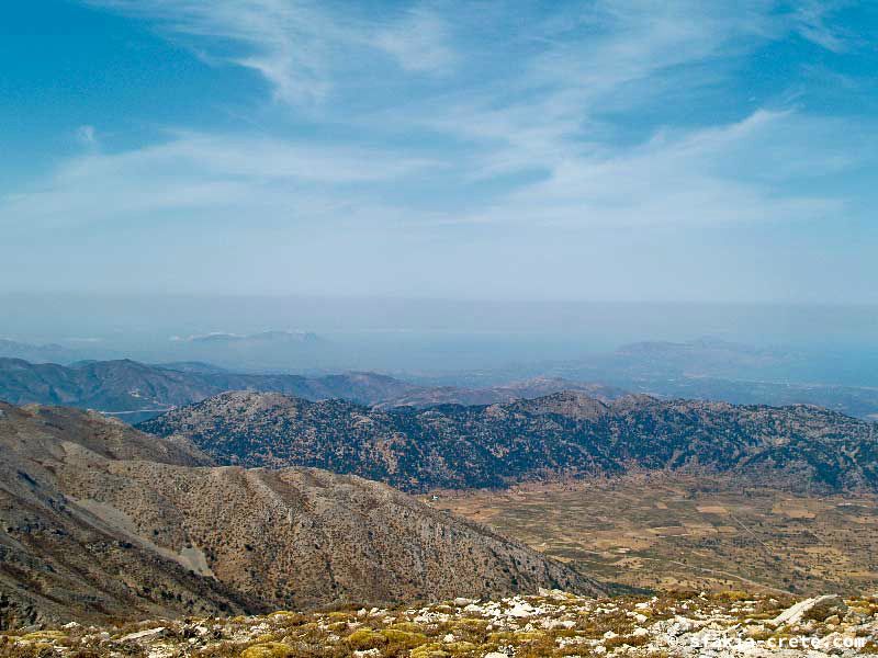 Photo report of a walk up Mount Gingilos above Samaria gorge, Sfakia, July and September 2007