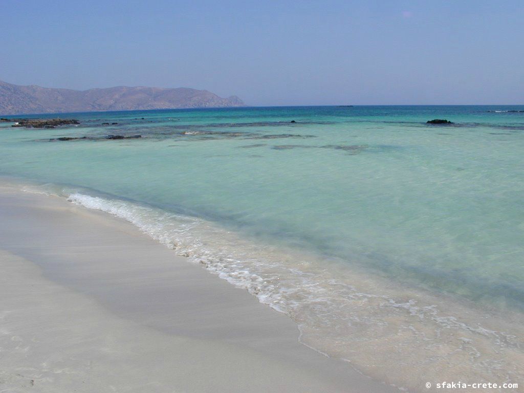 Photo report of a visit to Elafonisi island, southwest Crete, April 2007