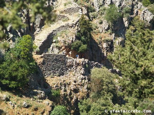 Photo report of a walk around Sfakia, Loutro and Livadiana, southwest Crete, April 2007