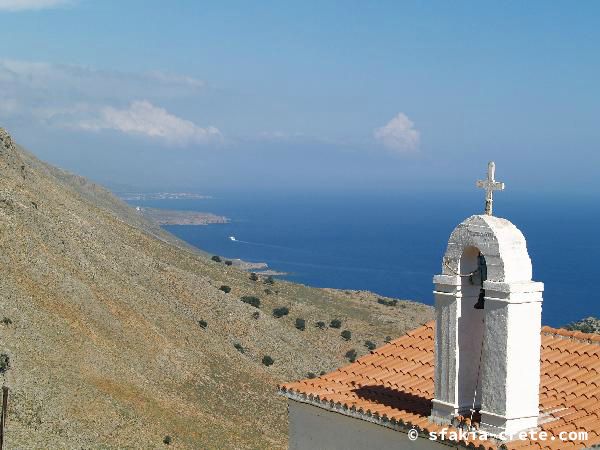 Photo report of a walk around Sfakia, Loutro and Livadiana, southwest Crete, April 2007