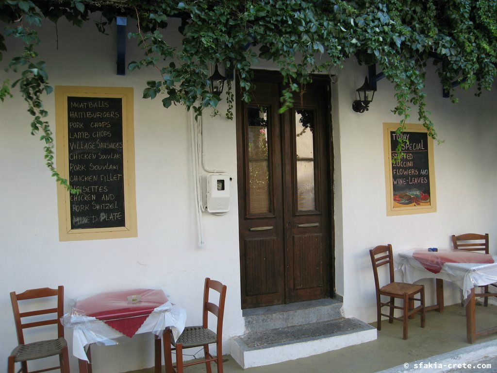 Photo report of a trip to Paleochora, southwest Crete, April 2007