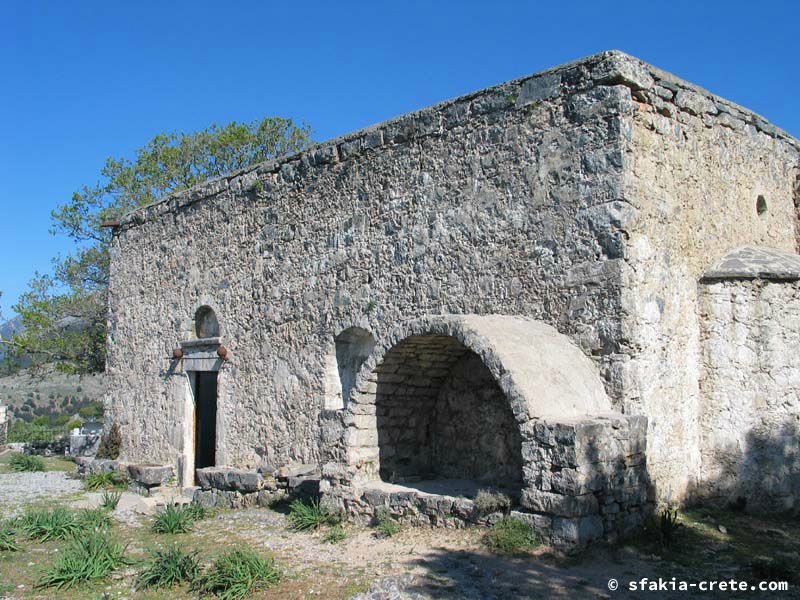 Photo report of a visit to Mouri village, Sfakia, Crete, April 2006