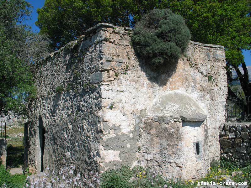 Photo report of a visit to Mouri village, Sfakia, Crete, April 2006