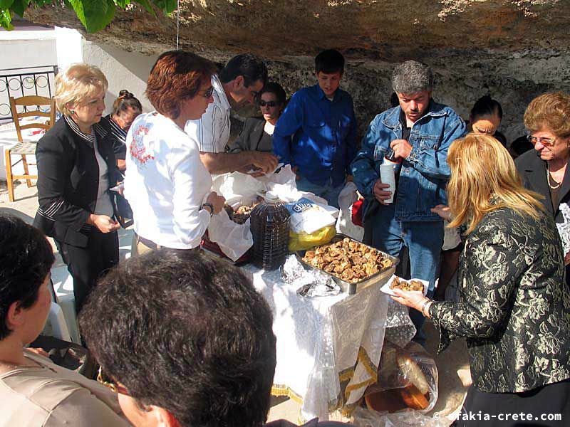 Photo report of a visit to Chora Sfakion, Sfakia, Crete, Greek Easter 2006