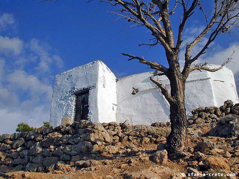 Photo report of walking around Sfakia, Crete, May 2005