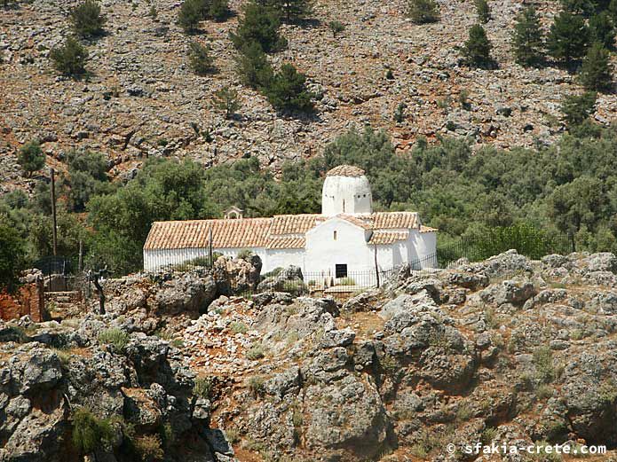 Photo report of walking around the mountains of Sfakia, Crete, May 2005, part 2