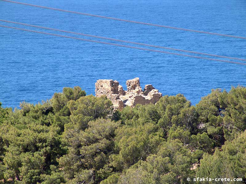 Photo report of around Sfakia, Crete, May 2005