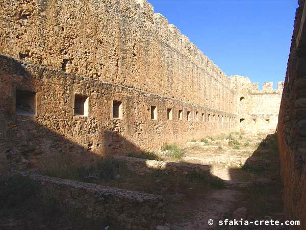 Photo report of a trip to Frangokastello, Sfakia, Crete, May 2004