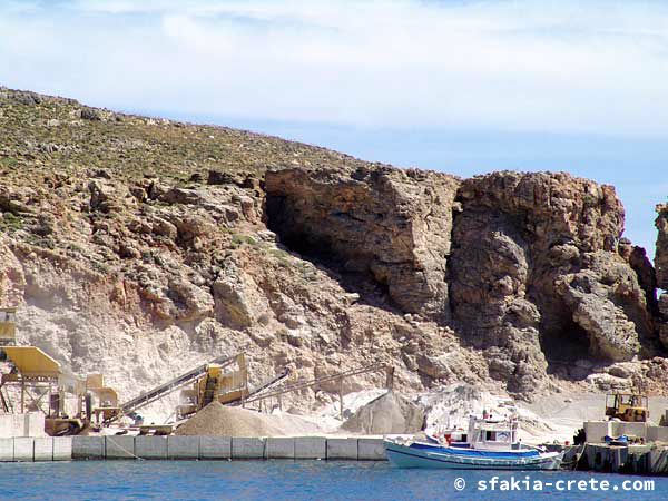 Photo report of a trip to Sfakia, Crete, May 2004