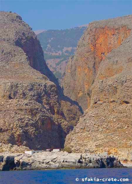 Photo report of a boat trip along the coast in Sfakia, Crete, October 2001