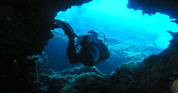 diving in Sfakia