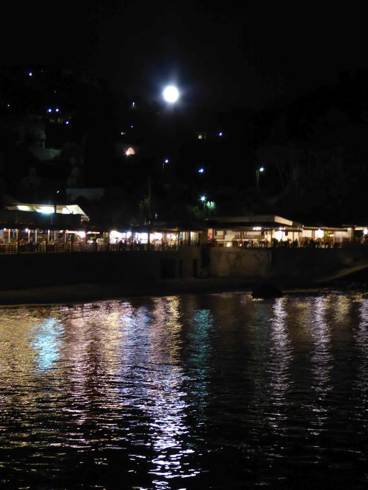 full moon over Sfakia